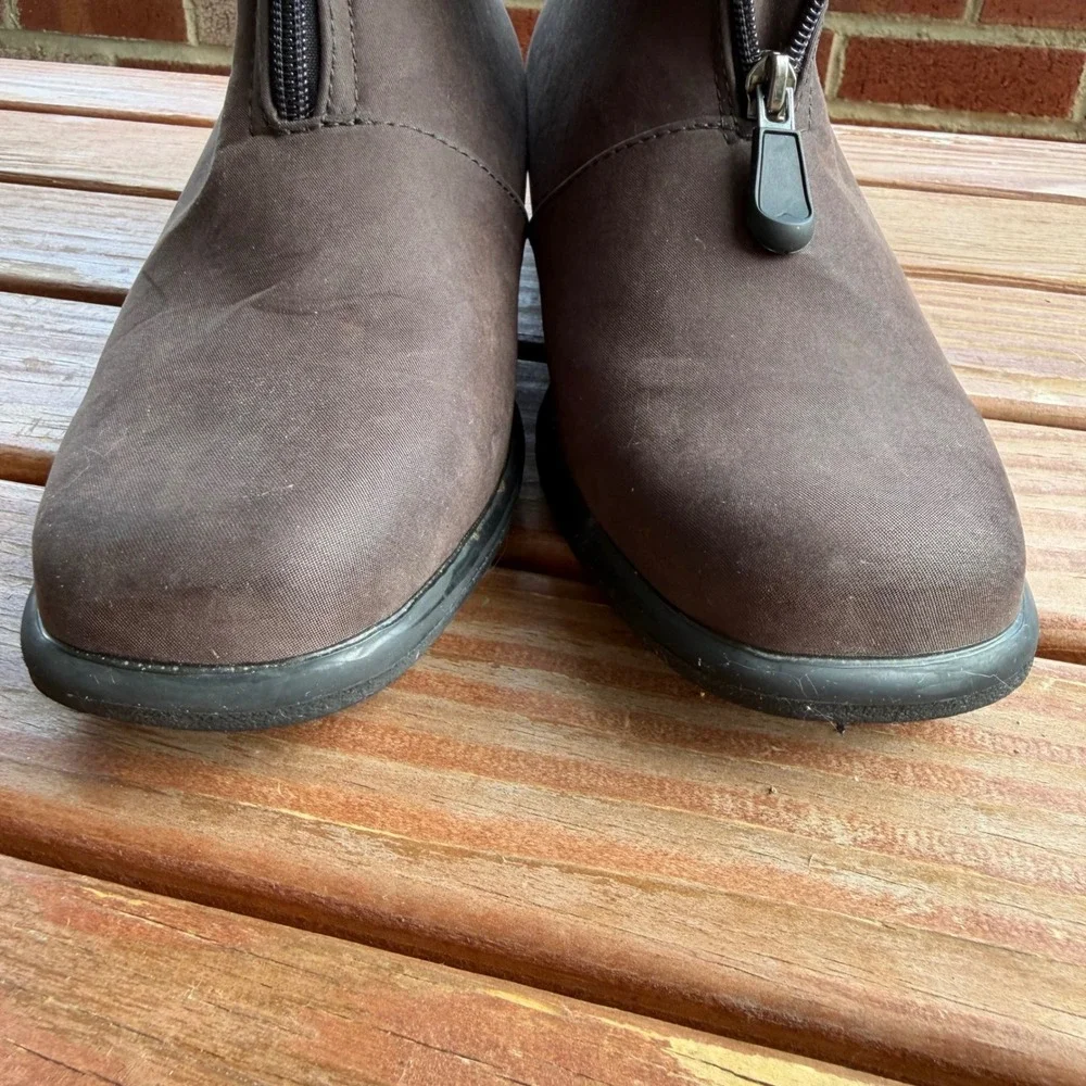 Toe Warmers Brown Front Zip Winter Boots Faux Fur Lined‎ Size 10M Made in Canada